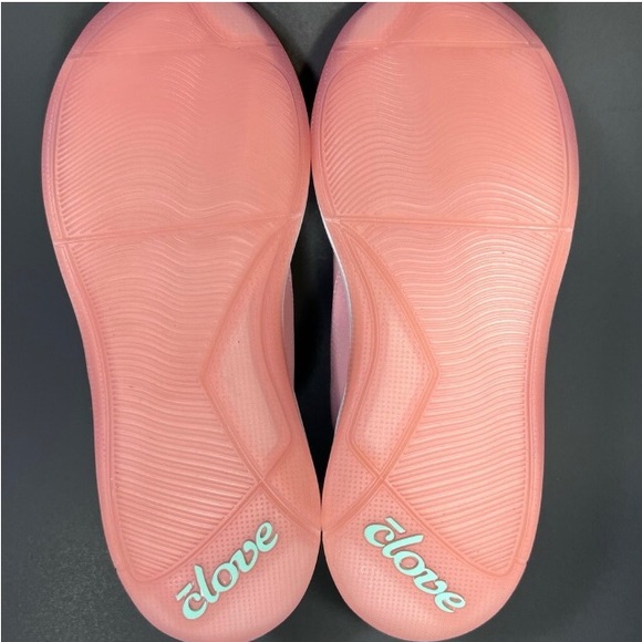 Women’s Clove shoes, multiple sizes and listings of other colors - Picture 6 of 7